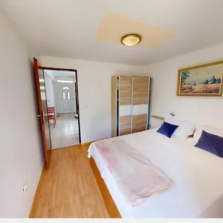 Bimi Apartment *