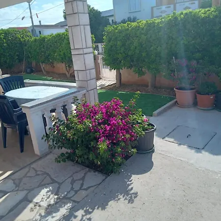 Bimi Apartment