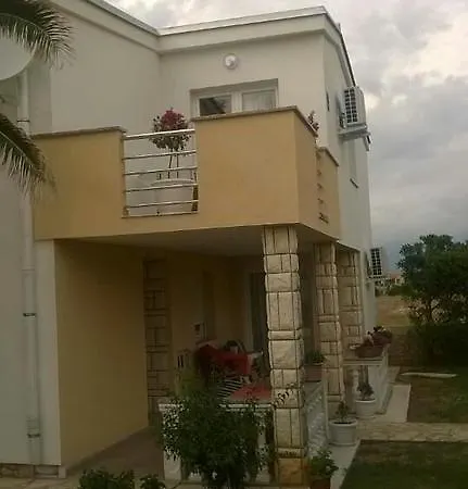 Apartment Bimi Vir